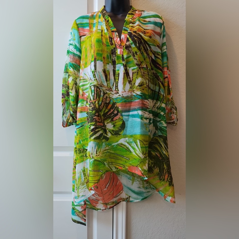 Cha Cha Vente Green Multi-Colored Split Neck 3/4 … - image 1